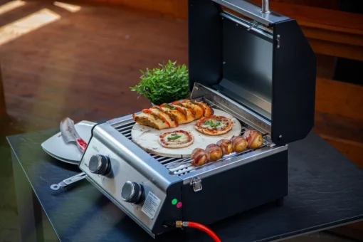 Grillfürst G201E 2-Brenner Gasgrill Portabel V2 - Campinggrill / Balkongrill 50mbar - Inkl. Untergestell -Outdoor Grill Verkauf Grillfuerst Camping Gasgrill G201 Pizzastein 1