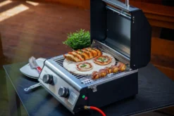 Grillfürst G201E 2-Brenner Gasgrill Portabel V2 - Campinggrill / Balkongrill - X-DEAL Inkl. Untergestell Und Tragetasche -Outdoor Grill Verkauf Grillfuerst Camping Gasgrill G201 Pizzastein